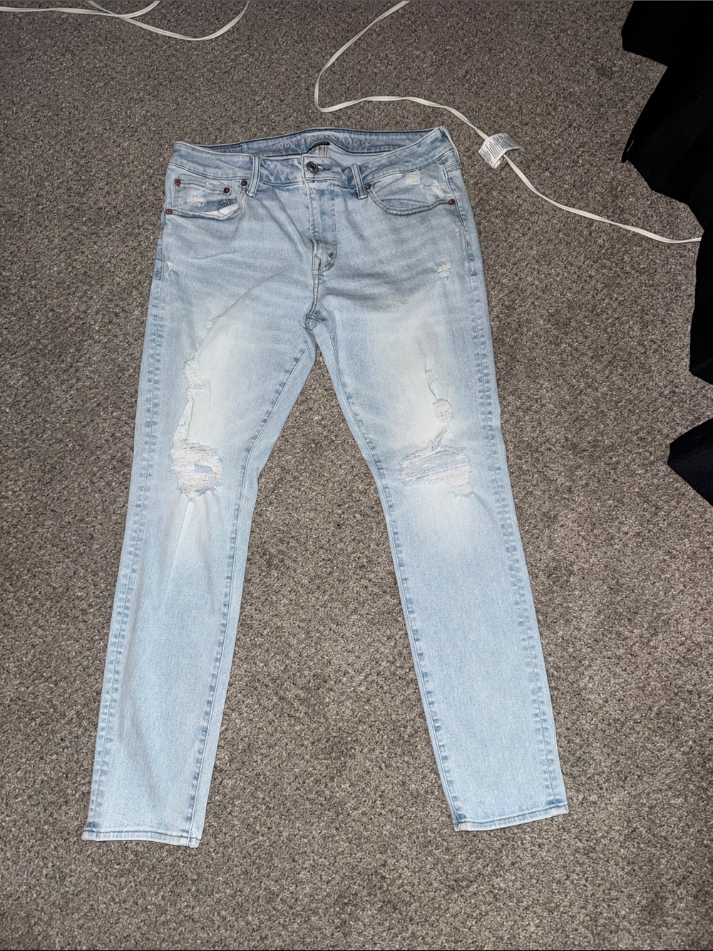 Men’s American Eagle air flex 360 skinny fit distressed jeans size 36 x 32